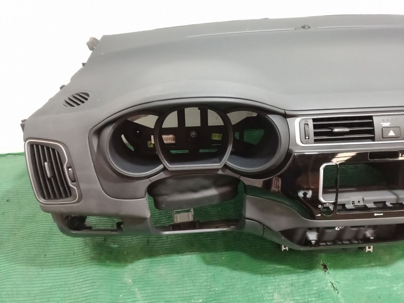 Recambio de salpicadero para kia rio iii (ub) 1.2 cvvt referencia OEM IAM 847101W100HU 847101W100HU 847101W100HU