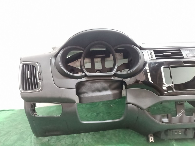 Recambio de salpicadero para kia rio iii (ub) 1.2 cvvt referencia OEM IAM 847101W100HU 847101W100HU 847101W100HU