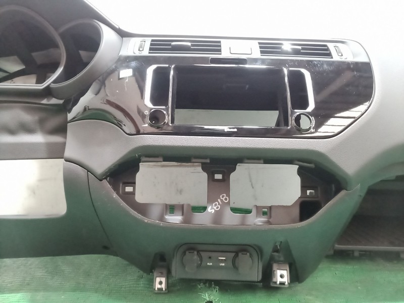 Recambio de salpicadero para kia rio iii (ub) 1.2 cvvt referencia OEM IAM 847101W100HU 847101W100HU 847101W100HU