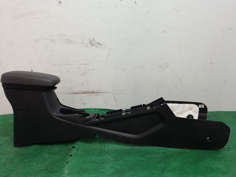 Recambio de consola central trasera para kia rio iii (ub) 1.2 cvvt referencia OEM IAM   