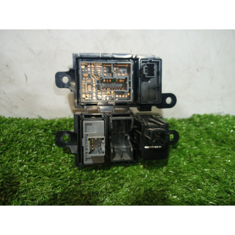 Recambio de mando multifuncion para nissan juke (f15) 1.6 dig-t 4x4 referencia OEM IAM P10020B48600 P10020B48600 P10020B48600