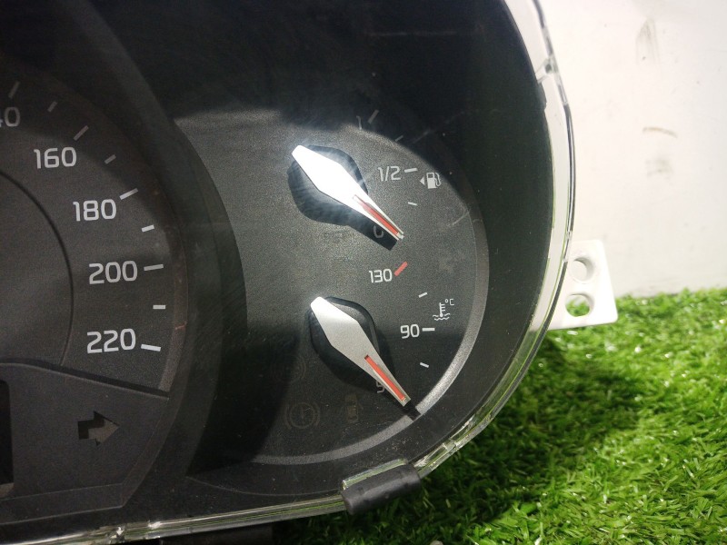 Recambio de cuadro instrumentos para kia rio iii (ub) 1.2 cvvt referencia OEM IAM 940231W810 940231W810 940231W810