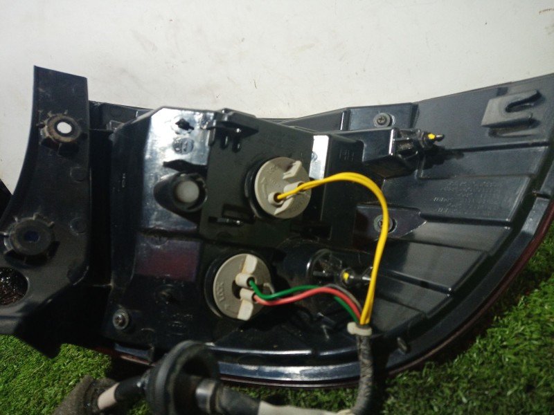 Recambio de piloto trasero derecho para kia rio iii (ub) 1.2 cvvt referencia OEM IAM 924021W2 924021W2 924021W2