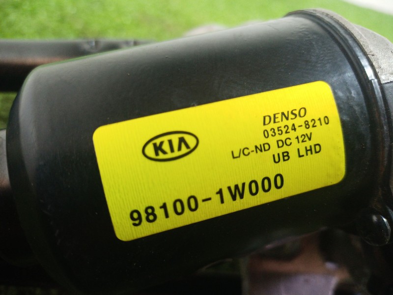 Recambio de motor limpia delantero para kia rio iii (ub) 1.2 cvvt referencia OEM IAM 981001W000 981001W000 035248210