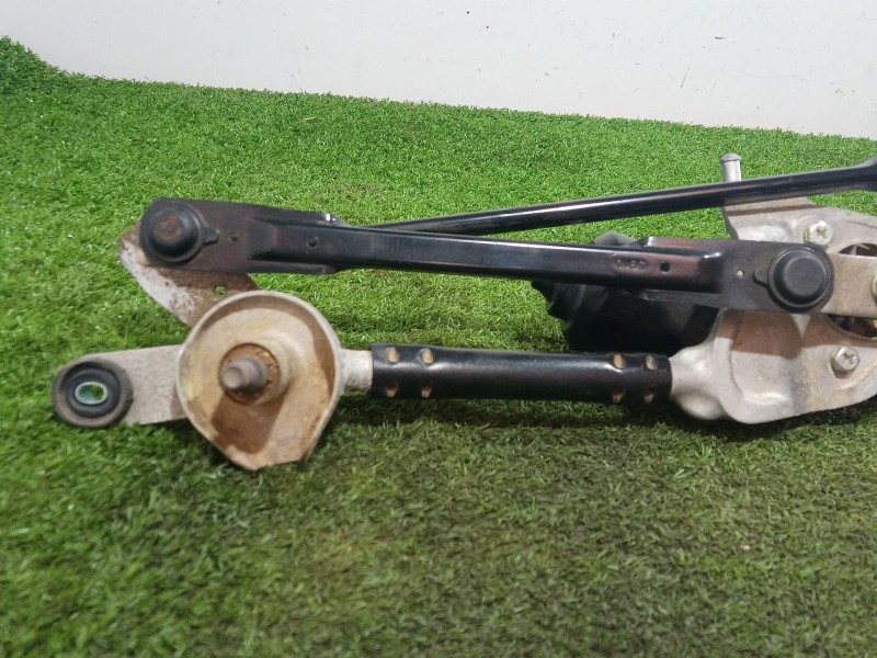 Recambio de motor limpia delantero para kia rio iii (ub) 1.2 cvvt referencia OEM IAM 981001W000 981001W000 035248210