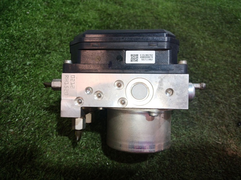 Recambio de abs para nissan juke (f15) 1.6 dig-t 4x4 referencia OEM IAM   