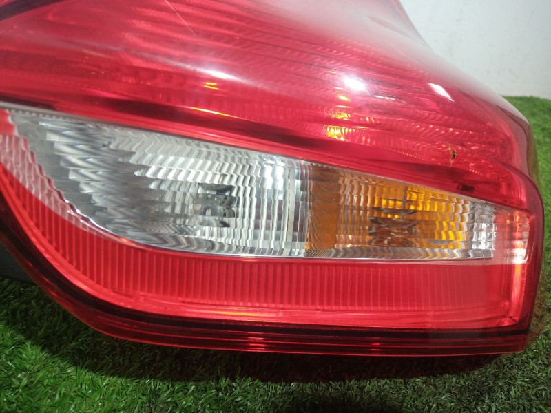 Recambio de piloto trasero derecho para ford focus iii 1.0 ecoboost referencia OEM IAM F1EB13404BC F1EB13404BC F1EB13404BC