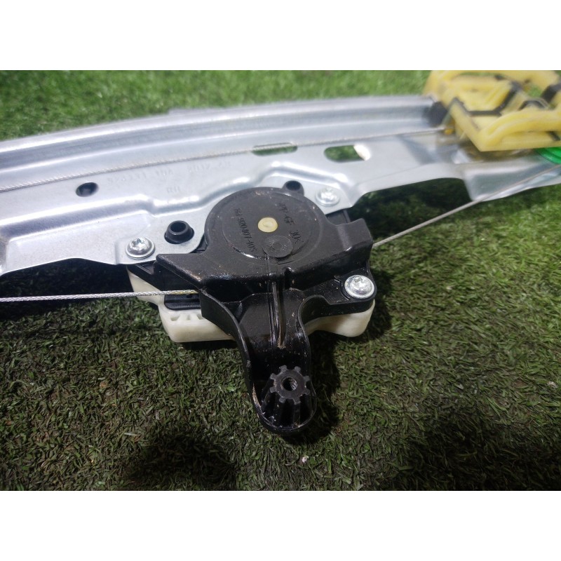 Recambio de elevalunas trasero derecho para ford focus iii 1.0 ecoboost referencia OEM IAM BM51A27000BE BM51A27000BE BM51A27000B