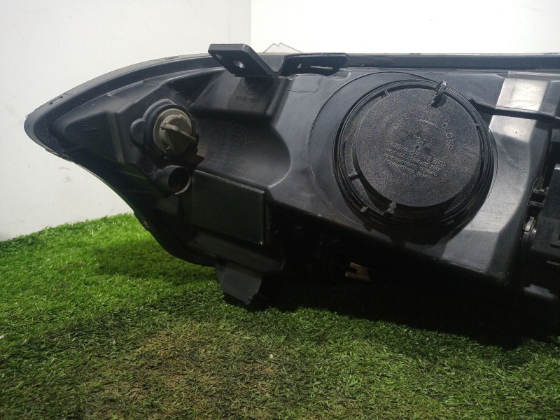 Recambio de faro derecho para kia rio iii (ub) 1.2 cvvt referencia OEM IAM   
