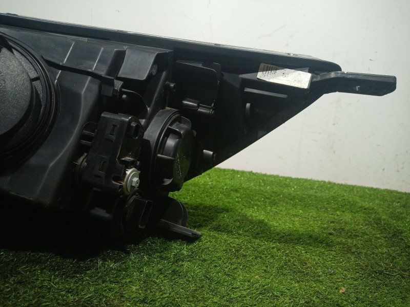 Recambio de faro derecho para kia rio iii (ub) 1.2 cvvt referencia OEM IAM   