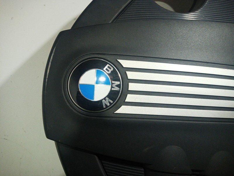 Recambio de tapa motor para nissan primera berlina (p12) acenta referencia OEM IAM   