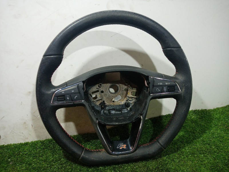 Recambio de volante para seat ibiza v (kj1, kjg) 1.0 tsi referencia OEM IAM 3076484 3076484 3076484