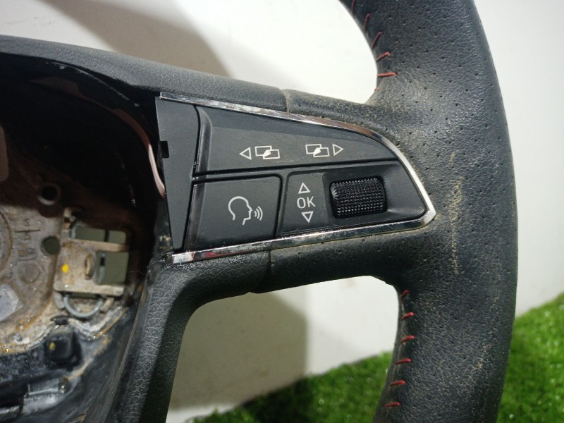 Recambio de volante para seat ibiza v (kj1, kjg) 1.0 tsi referencia OEM IAM 3076484 3076484 3076484