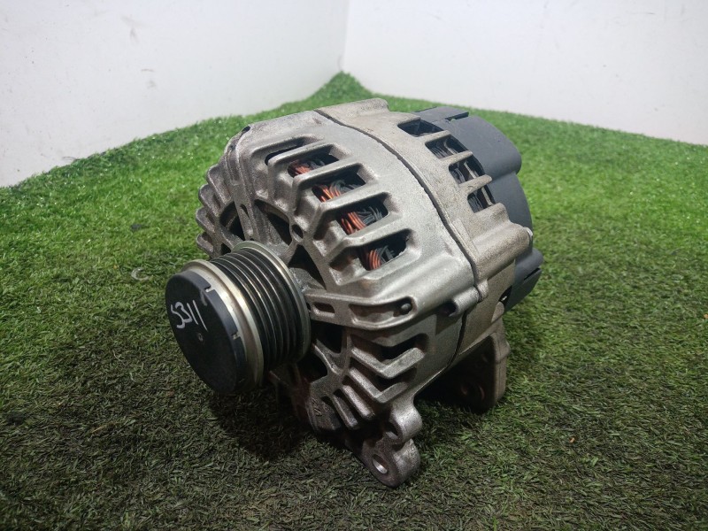 Recambio de alternador para volkswagen touareg (7p6) v6 tdi bluemotion premium referencia OEM IAM   