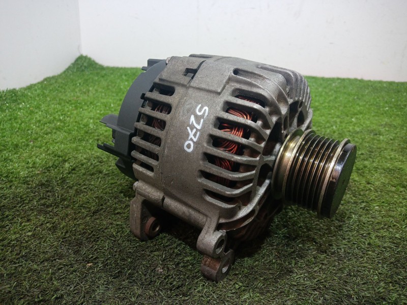 Recambio de alternador para volkswagen golf v berlina (1k1) highline referencia OEM IAM   