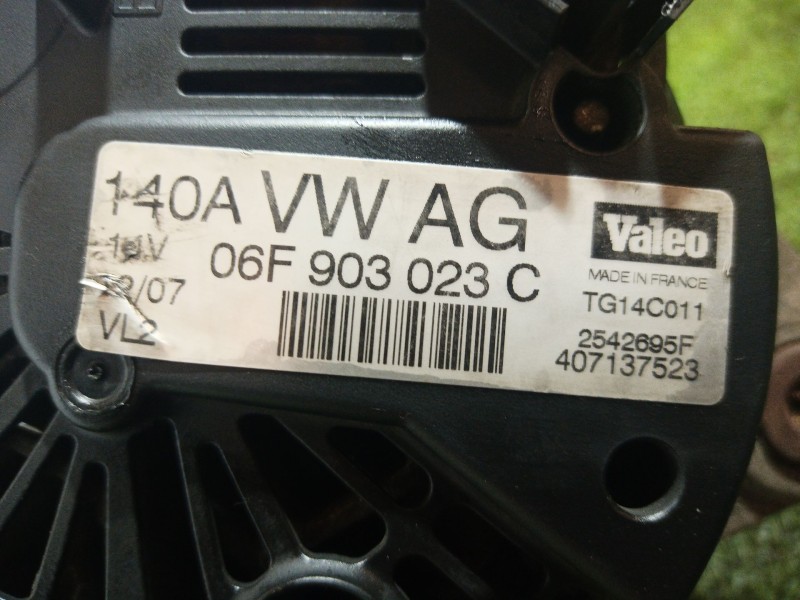 Recambio de alternador para volkswagen golf v berlina (1k1) highline referencia OEM IAM   