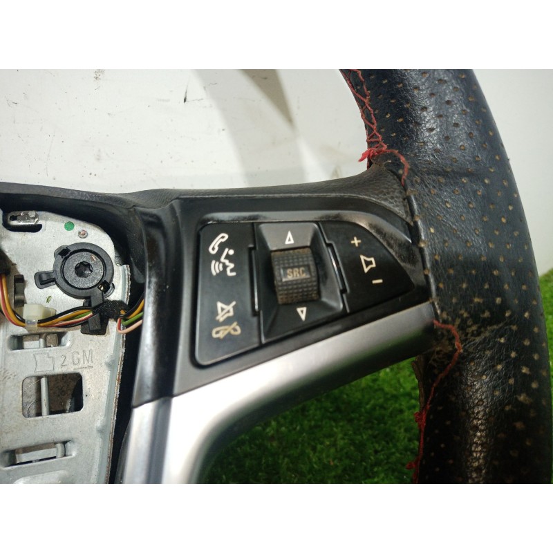 Recambio de volante para opel zafira tourer c (p12) 1.6 cdti (75) referencia OEM IAM 13351039 13351039 307176699P10