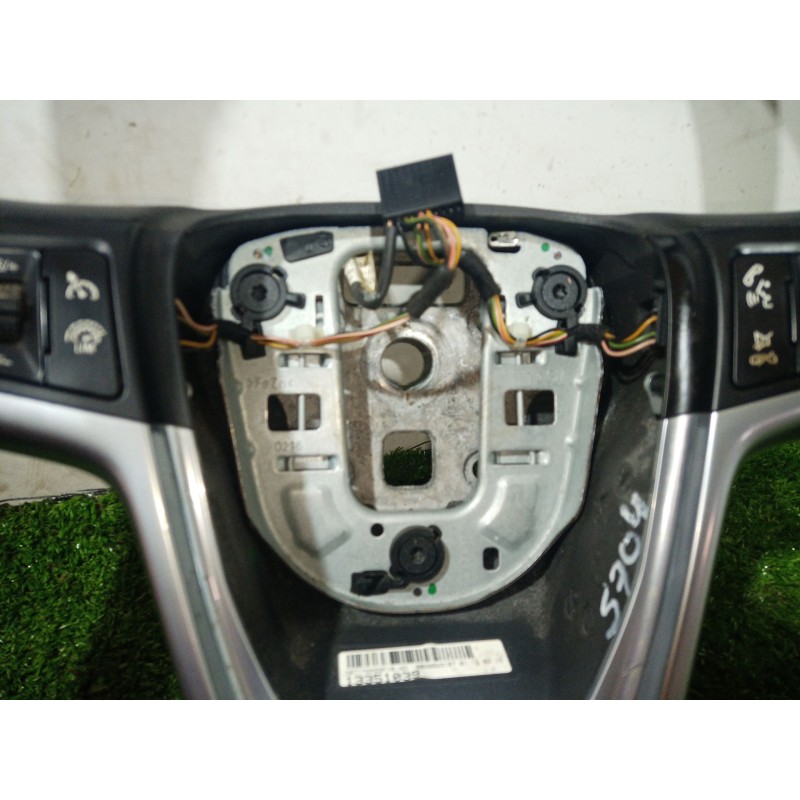 Recambio de volante para opel zafira tourer c (p12) 1.6 cdti (75) referencia OEM IAM 13351039 13351039 307176699P10