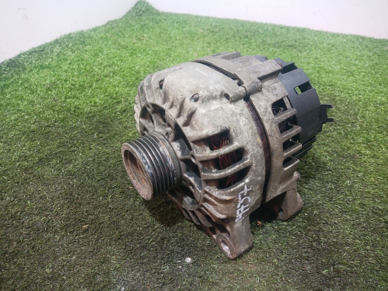 Recambio de alternador para citroën c5 berlina 3.0 v6 exclusive automático referencia OEM IAM   