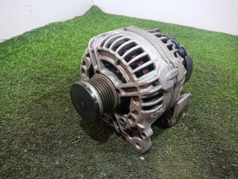 Recambio de alternador para volkswagen golf vi (5k1) advance referencia OEM IAM   