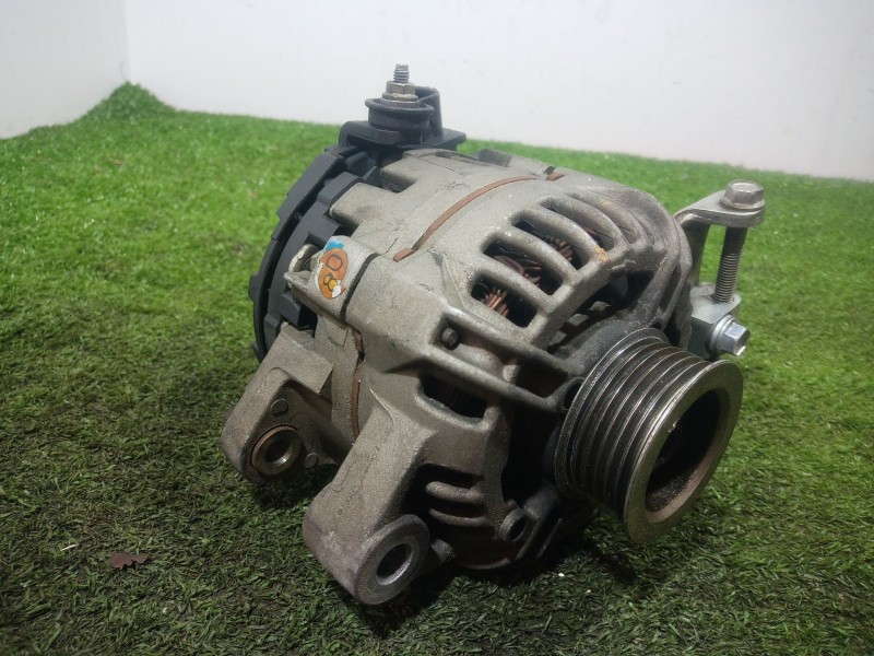 Recambio de alternador para toyota yaris (ksp9/scp9/nlp9) básico referencia OEM IAM   