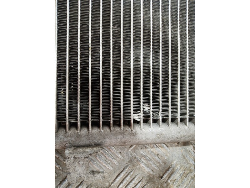 Recambio de radiador aire acondicionado para volkswagen crafter caja cerrada 2.0 tdi referencia OEM IAM   