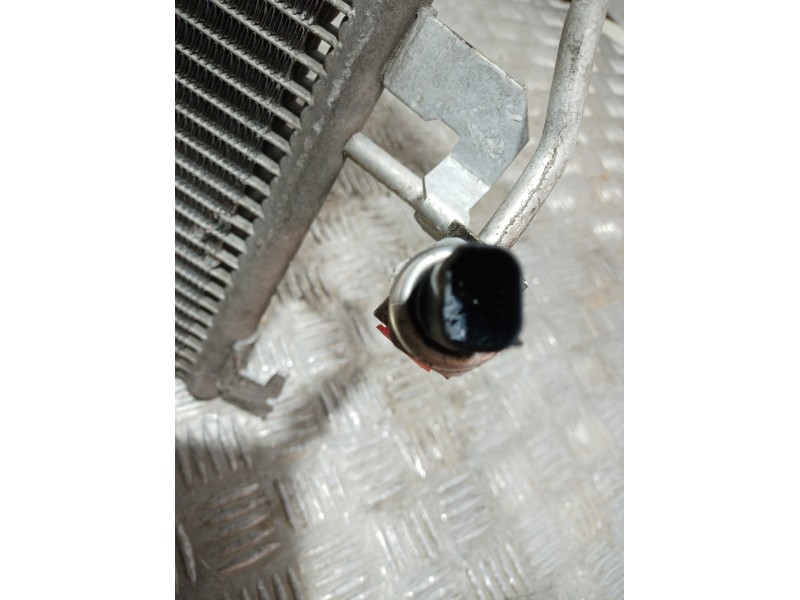 Recambio de radiador aire acondicionado para volkswagen crafter caja cerrada 2.0 tdi referencia OEM IAM   