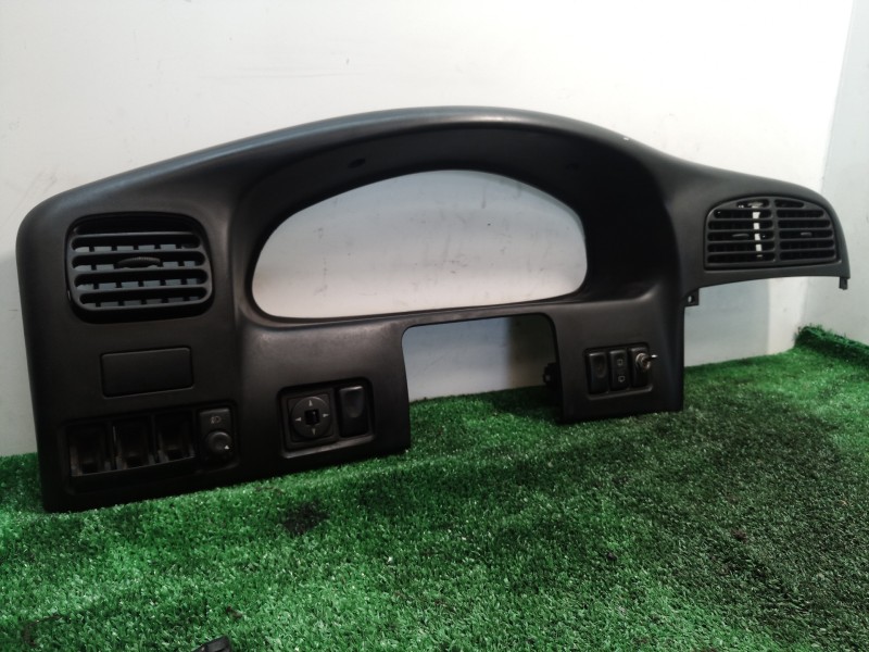 Recambio de moldura cuadro instrumentos para kia sportage re referencia OEM IAM   