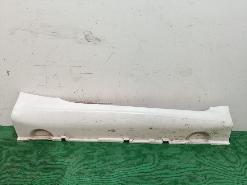 Recambio de faldon lateral para smart fortwo coupé (451) 1.0 (451.331, 451.380) referencia OEM IAM   