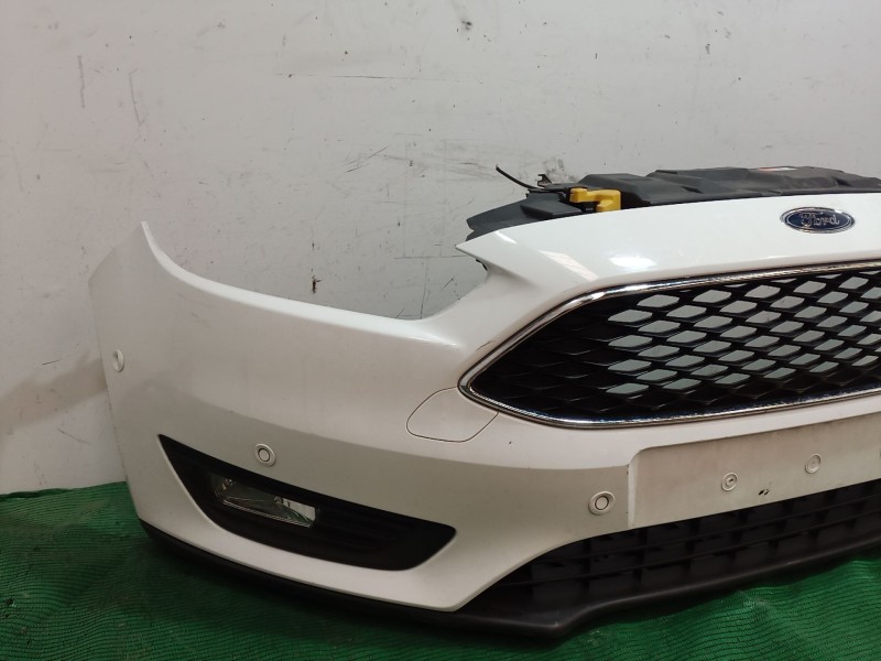 Recambio de paragolpes delantero para ford focus iii 1.0 ecoboost referencia OEM IAM F1EB17757A F1EB17757A F1EB17757A