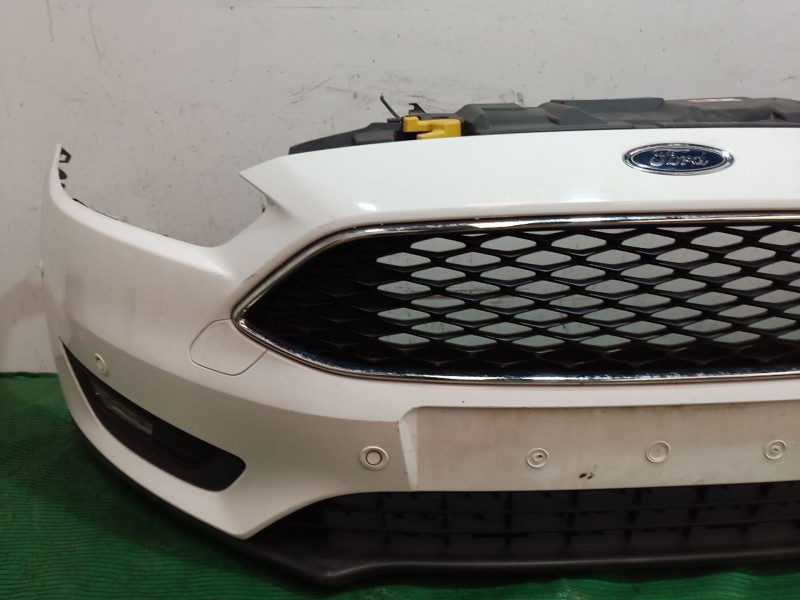Recambio de paragolpes delantero para ford focus iii 1.0 ecoboost referencia OEM IAM F1EB17757A F1EB17757A F1EB17757A