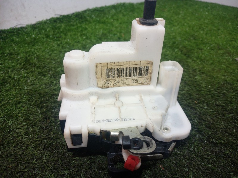 Recambio de cerradura puerta delantera derecha para fiat 500 (312_) 1.2 (312axa1a) referencia OEM IAM   