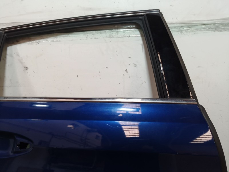 Recambio de puerta trasera derecha para peugeot 308 ii (lb_, lp_, lw_, lh_, l3_) 1.2 thp 130 referencia OEM IAM   