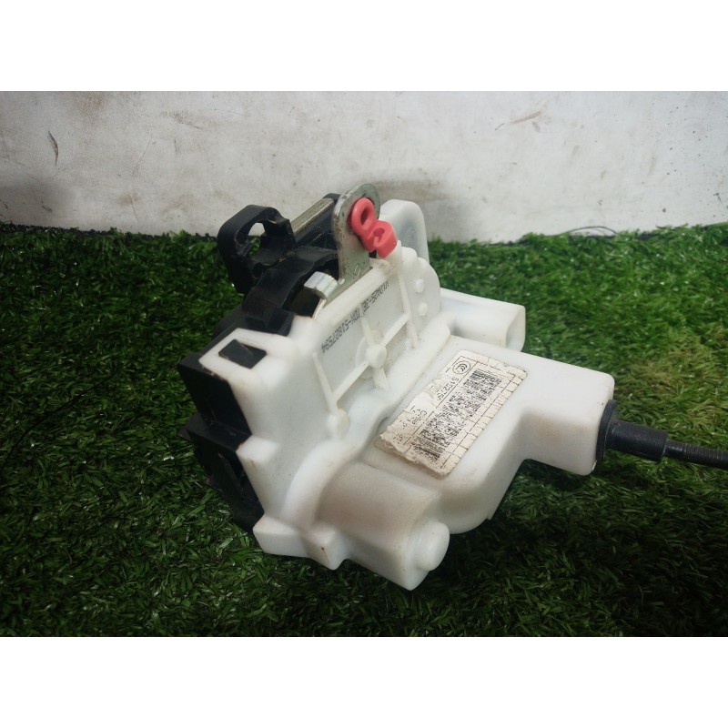 Recambio de cerradura puerta delantera derecha para fiat 500 (312_) 1.2 (312axa1a) referencia OEM IAM 51827594 51827594 51827594