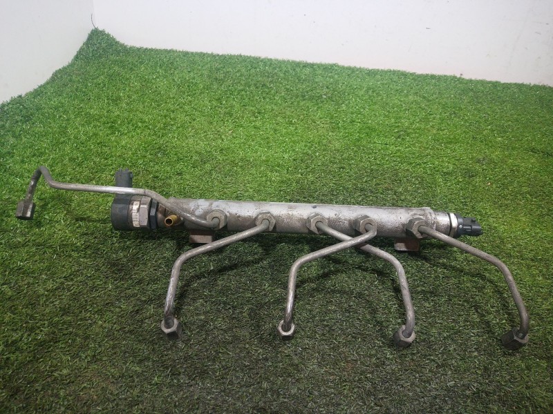 Recambio de rampa inyectora para kia cee´d emotion referencia OEM IAM   