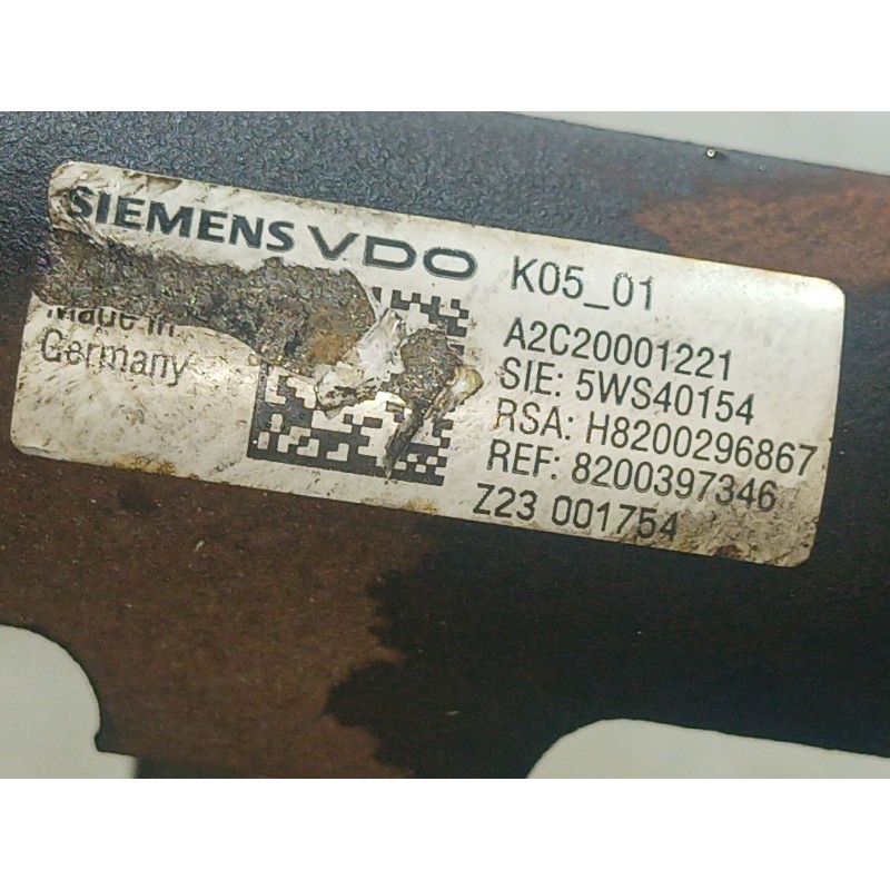 Recambio de rampa inyectora para renault megane ii coupe/cabrio authentique referencia OEM IAM   