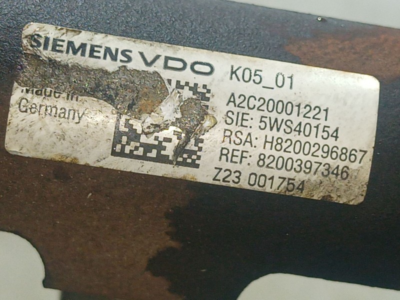 Recambio de rampa inyectora para renault megane ii coupe/cabrio authentique referencia OEM IAM   