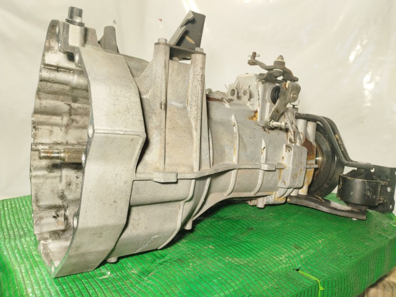 Recambio de caja cambios para nissan cabstar 09.06 2.5 diesel referencia OEM IAM 321319X50A 321319X50A 321319X50A