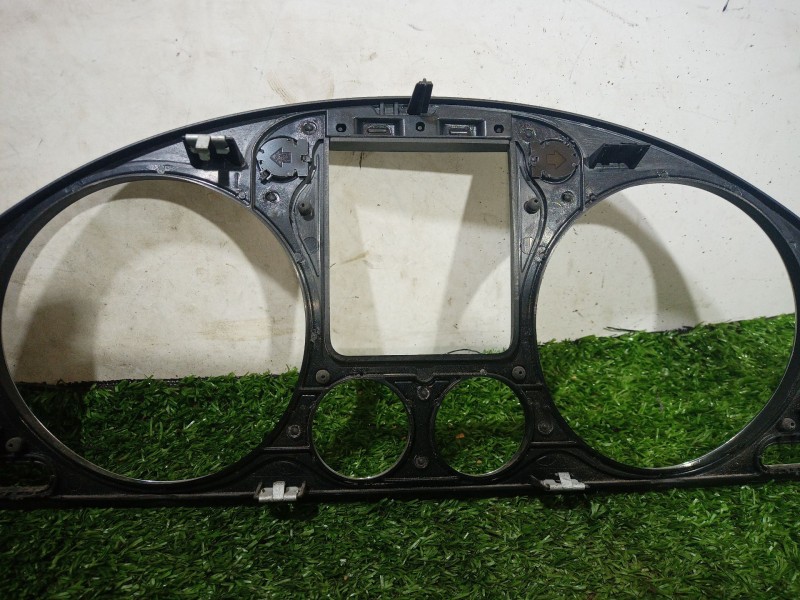 Recambio de moldura cuadro instrumentos para volkswagen passat b6 (3c2) 1.8 tsi referencia OEM IAM 3C1858335 3C1858335 3C1858335
