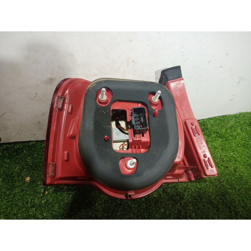 Recambio de piloto trasero derecho para volkswagen passat b6 (3c2) 1.8 tsi referencia OEM IAM 275702 275702 ZSB3C5945096