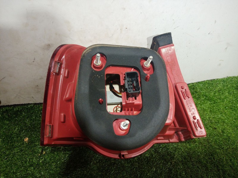 Recambio de piloto trasero derecho para volkswagen passat b6 (3c2) 1.8 tsi referencia OEM IAM 275702 275702 ZSB3C5945096