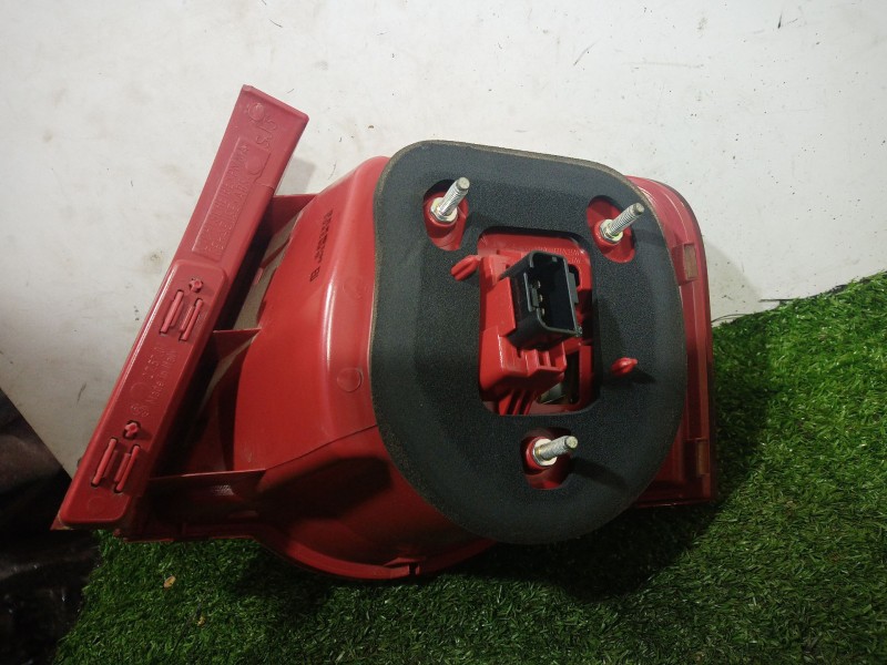 Recambio de piloto trasero izquierdo para volkswagen passat b6 (3c2) 1.8 tsi referencia OEM IAM   