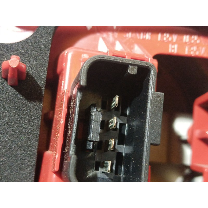 Recambio de piloto trasero izquierdo para volkswagen passat b6 (3c2) 1.8 tsi referencia OEM IAM   