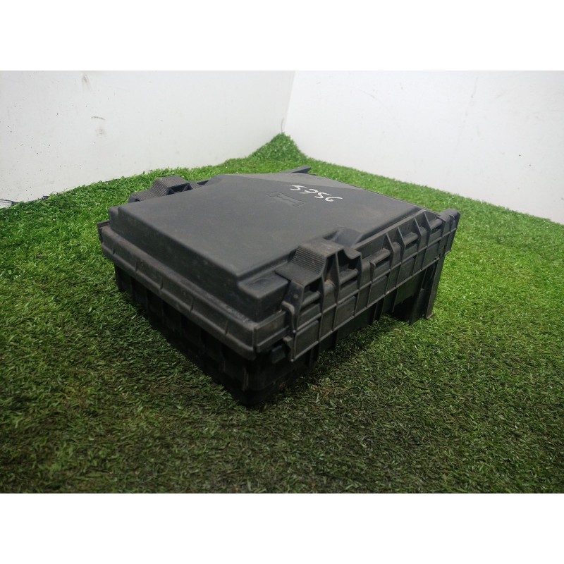 Recambio de caja reles / fusibles para volkswagen passat b6 (3c2) 1.8 tsi referencia OEM IAM   