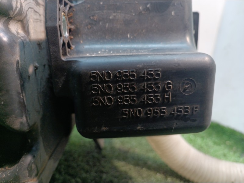 Recambio de deposito limpia para volkswagen tiguan (5n1) 2.0 tdi referencia OEM IAM 5N0955453H 5N0955453F 5N0955453G