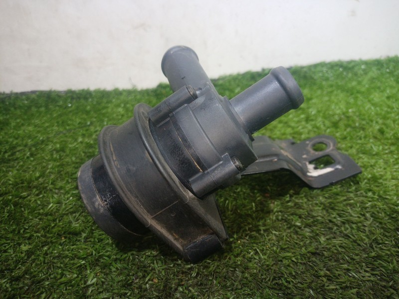 Recambio de bomba agua para volkswagen passat b6 (3c2) 1.8 tsi referencia OEM IAM   