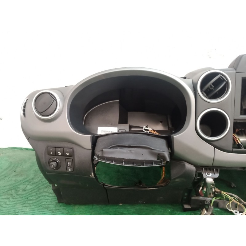 Recambio de salpicadero para citroën berlingo multispace (b9) 1.2 puretech 110 referencia OEM IAM   