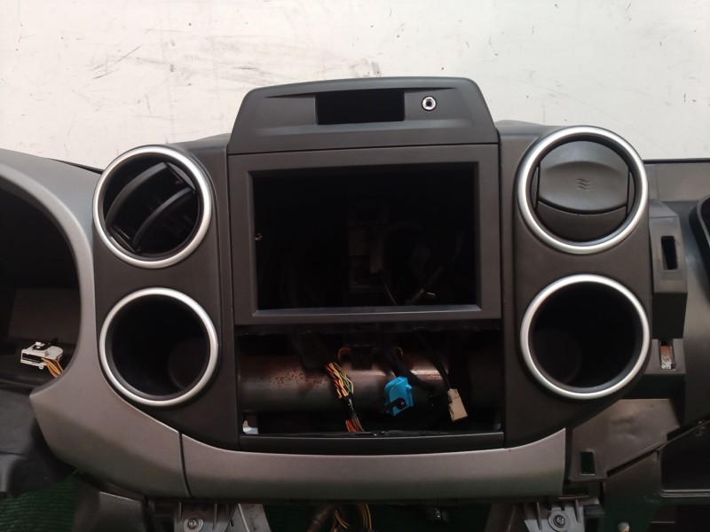Recambio de salpicadero para citroën berlingo multispace (b9) 1.2 puretech 110 referencia OEM IAM   