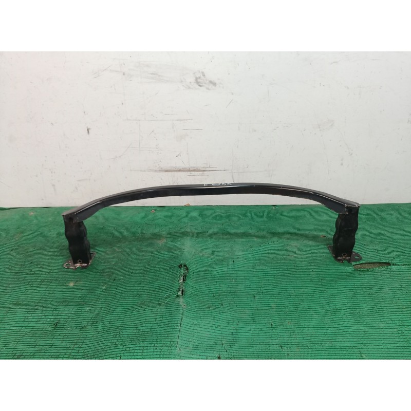 Recambio de refuerzo paragolpes delantero para ssangyong tivoli 1.6 referencia OEM IAM   