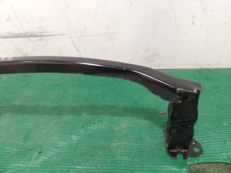 Recambio de refuerzo paragolpes delantero para ssangyong tivoli 1.6 referencia OEM IAM   